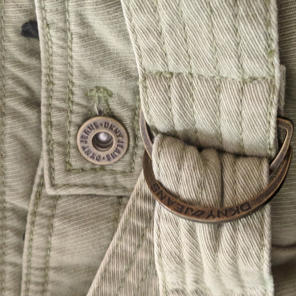 DKNY 100% cotton skirt. 22" long - Picture 3 of 5